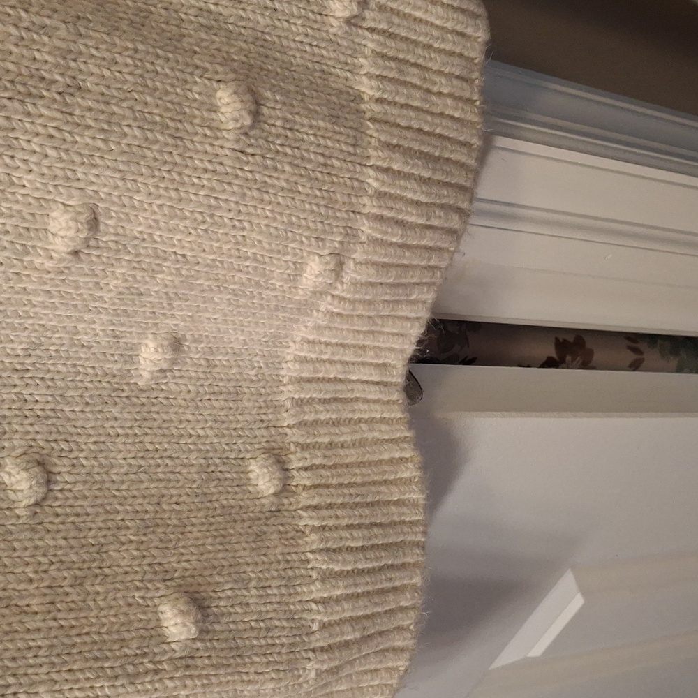 5/$25-Lucky Brand Oatmeal Color Sweater EUC - Picture 4 of 7